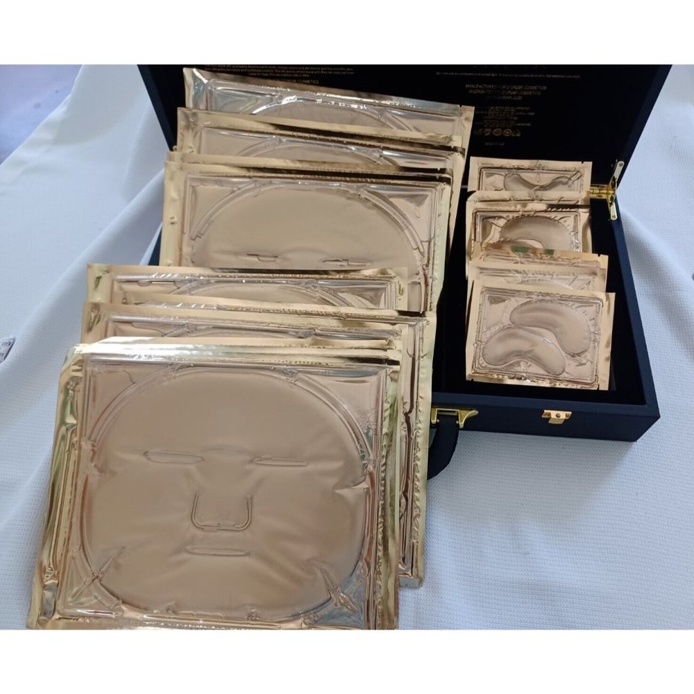 24K Gold Luxury Gift 17pc Deluxe Set-Face Masks, Eye Masks, Gold Leaf